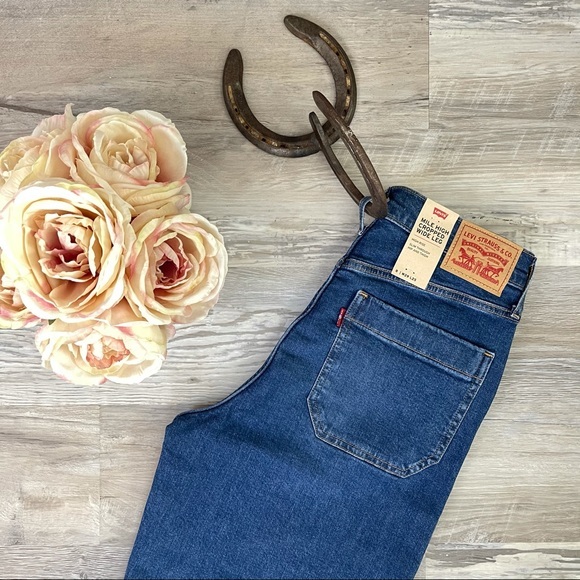 Levi’s Mile High Cropped Wide Leg Jean Button Fly - Picture 13 of 14